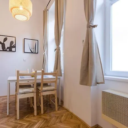 Cozy Studio In Famous Street Lejlighed *